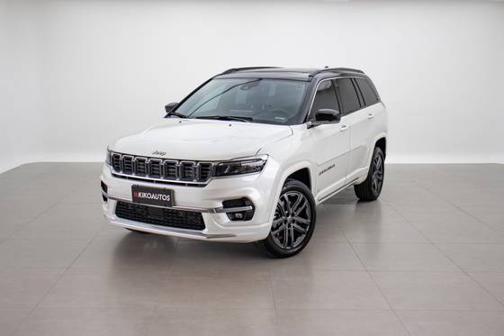 JEEP COMMANDER 2.0 HURRICANE 4 TURBO GASOLINA OVERLAND AT9 JEEP COMMANDER 2.0 HURRICANE 4 TURBO GASOLINA OVERLAND AT9